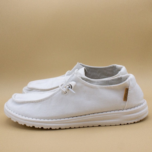 Hey DudeWendy Chambray White Slip On Shoes Women's Size 9 - Picture 1 of 8